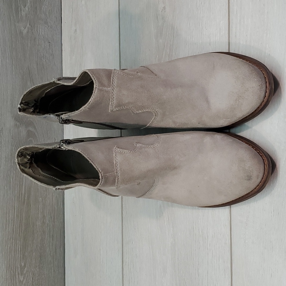 Marc Fisher Women Comfort Leather Heels Boots shoes sz 10M - Picture 4 of 16